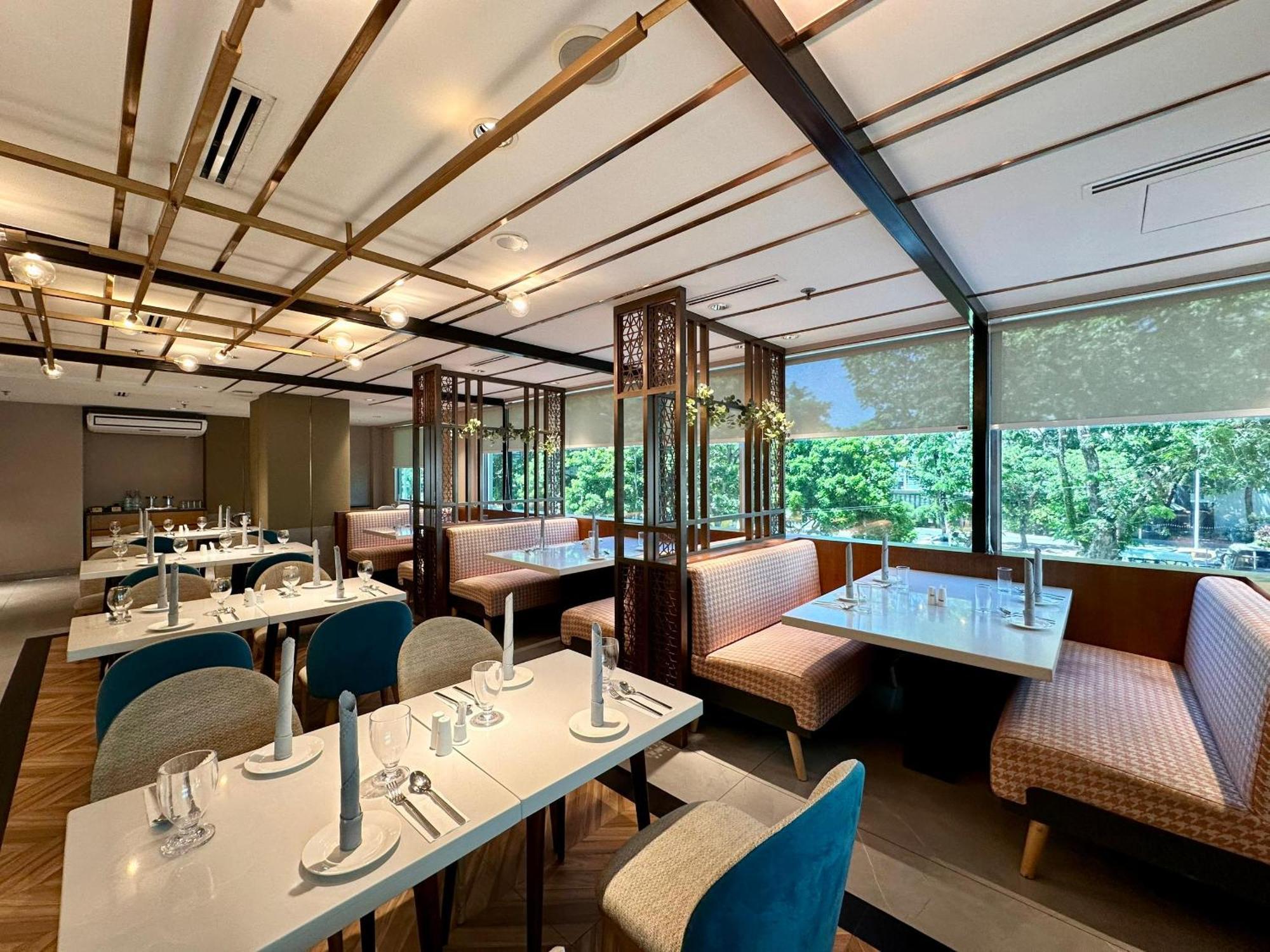 King Park Hotel Kota Kinabalu Zewnętrze zdjęcie