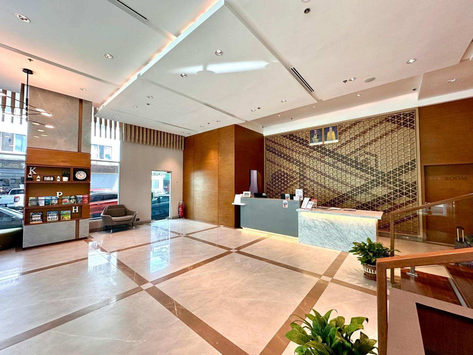 King Park Hotel Kota Kinabalu Zewnętrze zdjęcie